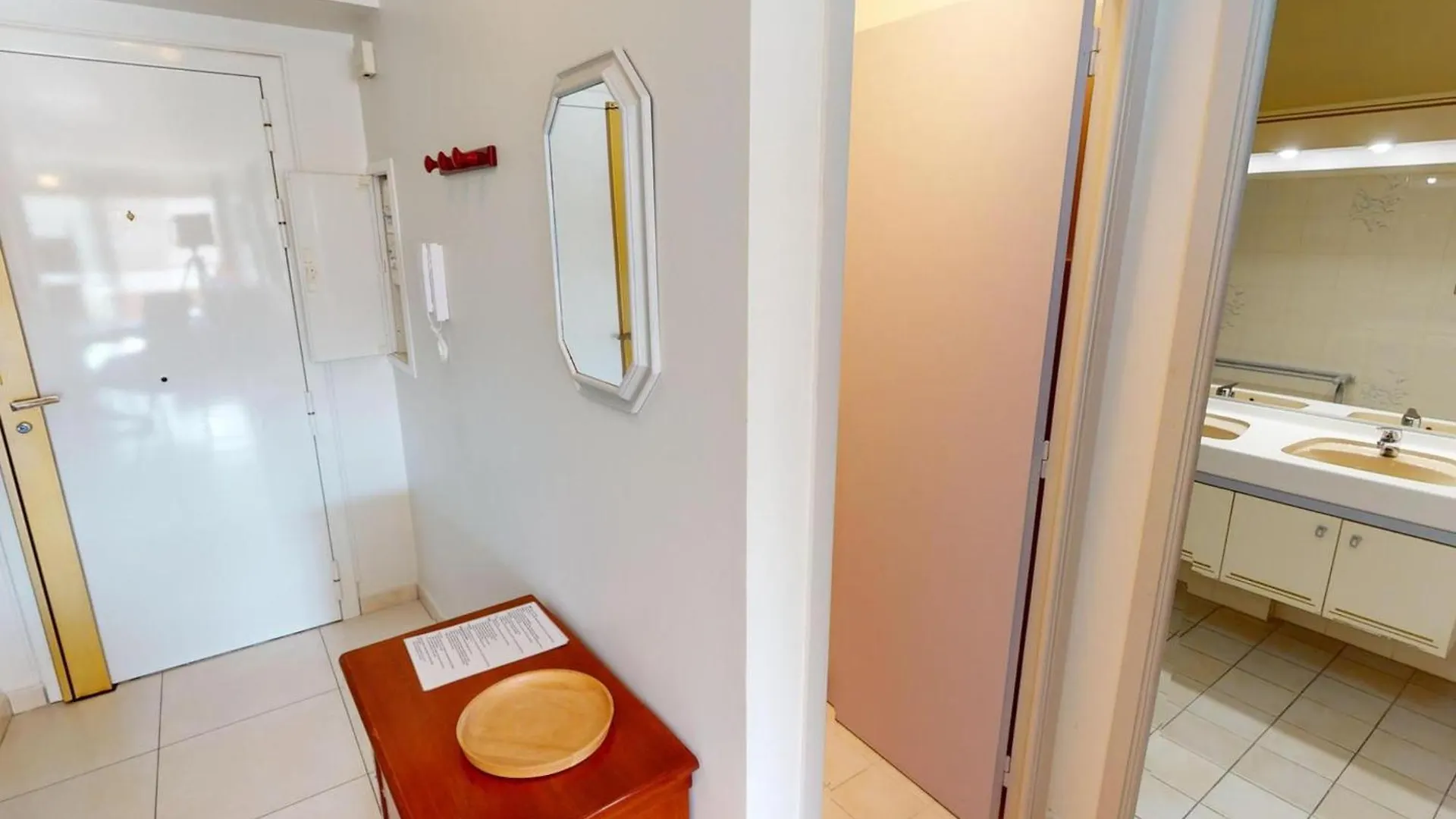 2P Calme Avec Terrasse, Piscine, Parking Et Wifi - Fr-1-196-368 Apartment Menton France