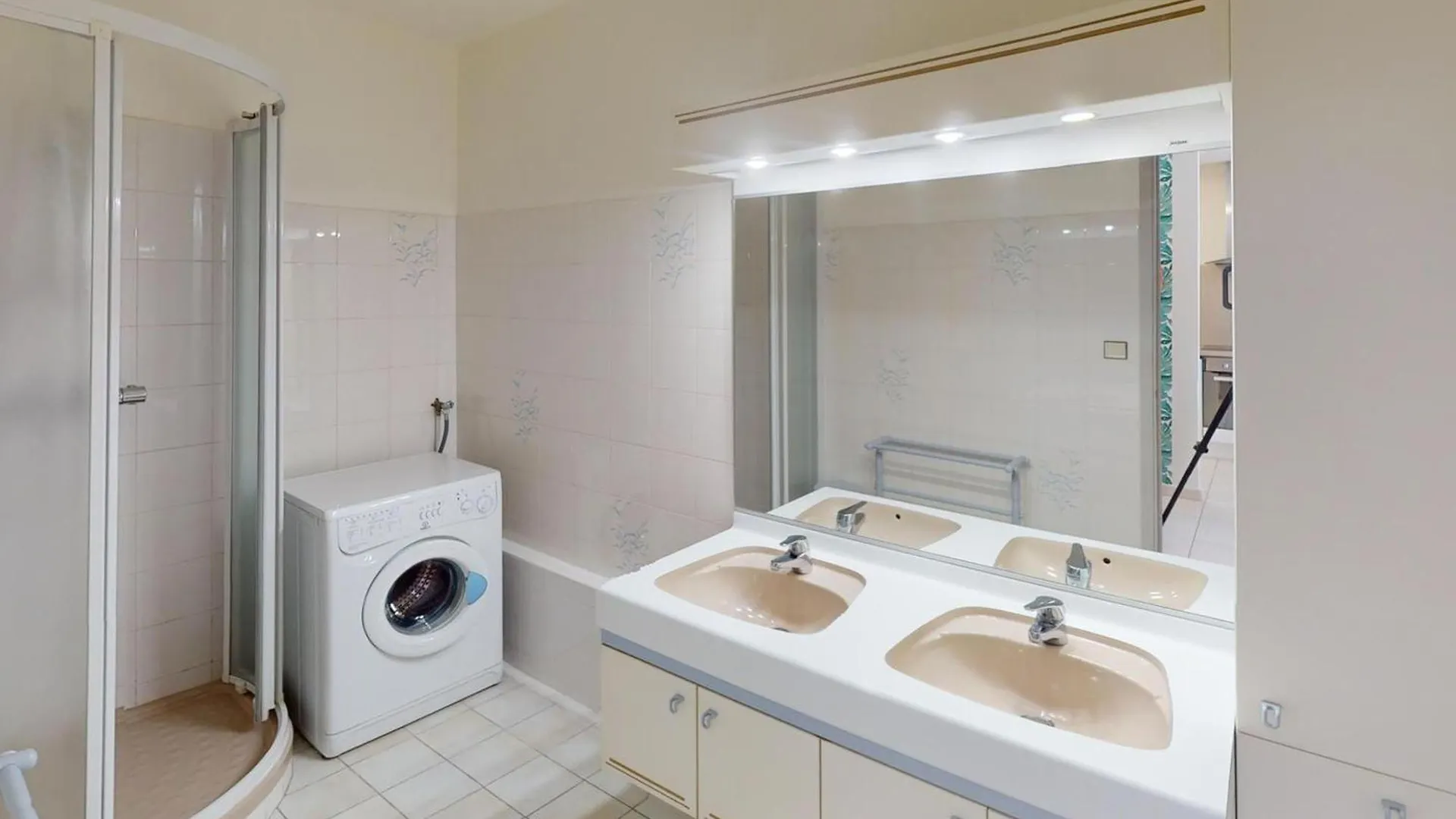 2P Calme Avec Terrasse, Piscine, Parking Et Wifi - Fr-1-196-368 Appartement Menton 0*,  Frankrijk
